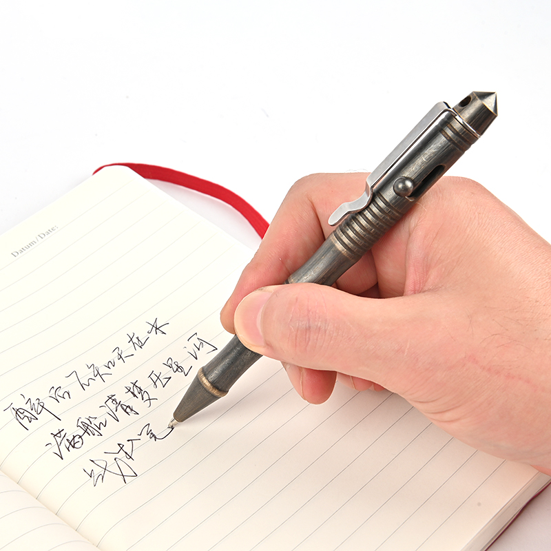 Bolígrafo táctico de latón de  - Pen Tactical Glass reseña y precio